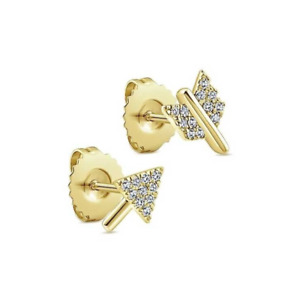 Mismatched Arrow Stud Earrings with Moissanite in Solid 9k Gold Stud Earrings
