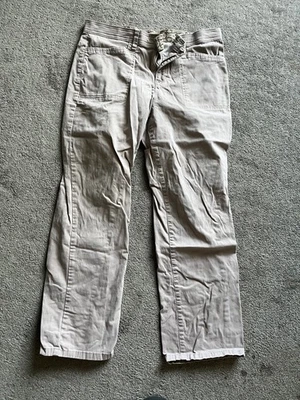 Pantalón Gloria Vanderbilt Beige Cónico Chino Calce Informal Beige Pantalones 12 Foto 1 de 4