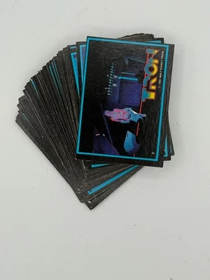 TRON DISNEY FILM SET OF 66 DONRUSS 1981 TRADING CARDS EARLY COMPUTER ANIMATION - Image 1 of 3
