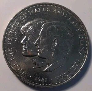 United Kingdom 25 Pence, Wedding Of Prince Charles And Lady Diana. 1981 AU. - Picture 1 of 5