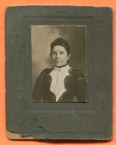 Liverpool, England, Portrait of a Young Woman, by Seaman & Co. Miniature Card - Picture 1 of 3
