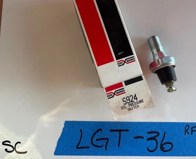 Borg Warner S924 Oil Pressure Switch NOS Ford Lincoln Mercury 1962–1989 Vintage - Image 1 of 4
