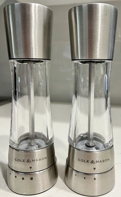 Juego de molinillo de sal y pimienta de acero inoxidable Cole & Mason Derwent ~ 7,5” H usado en excelente estado Foto 1 de 4