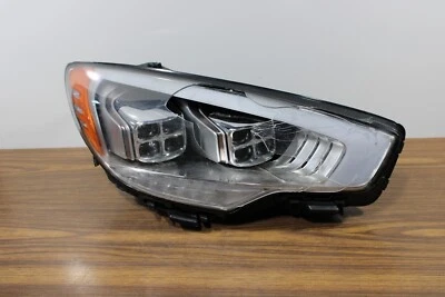 Conjunto de faros laterales para pasajeros Kia K900 2015-2017 agrietados para piezas🌹🌹 Foto 1 de 4