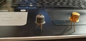 12F Germanium Gold Blei Sammler Transistor geborgen ungetestet - Bild 1 von 1