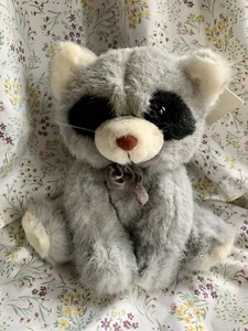 Vintage Russ Berrie Soft ‘n’ Suede Raccoon Ricky w/tags 8" - Picture 1 of 10