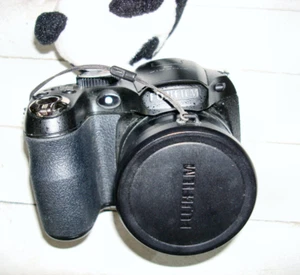 Fujifilm FinePix S Series S2940WM 14.0MP Digital Camera Black - Picture 1 of 15