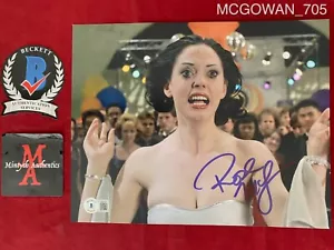 ROSE MCGOWAN AUTOGRAPHED SIGNED 8x10 PHOTO! JAWBREAKER! BECKETT COA! - Picture 1 of 3