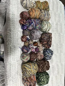 Hand Dyed Scrap Yarn Lot Merino Wool Sock and Dk - Picture 1 of 6