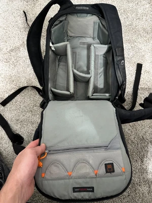 Mochila para cámara Lowepro Flipside 400 AW (negra) Foto 1 de 4