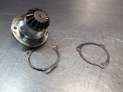 Polaris Phoenix 200 transmisión salida engranaje cónico Foto 1 de 4