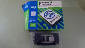 Intel Pentium III Processor 600E/256/100/1.65V S1 SL43E - New OS - Picture 1 of 7