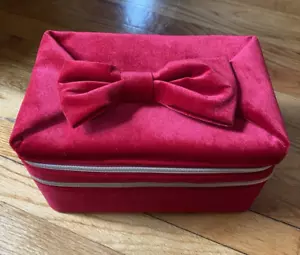 Estee Lauder Make-up Kosmetiktasche TRAIN CASE ROT Samt 2024 NEU - Bild 1 von 5