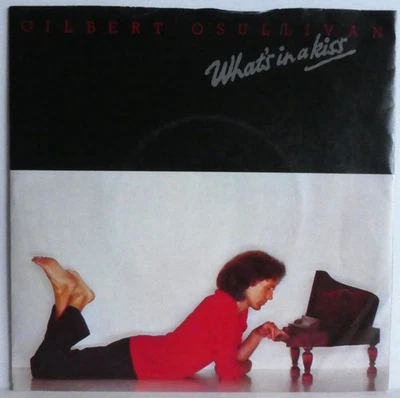 Gilbert O'Sullivan – What's In A Kiss  Vinyl 7" Single 45 RPM UK  1980 Folk Rock - Image 1 of 4