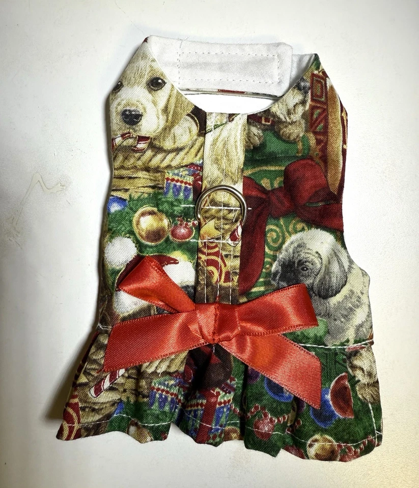 Dog Clothes  Christmas Harness Vest With Ruffles & Bow. Size: 4 XXXS - Image 1 of 1