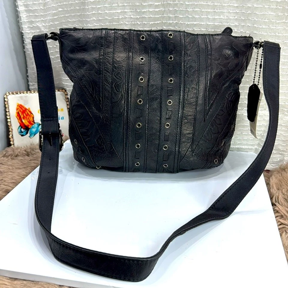 Bolsa de ombro vintage Cabin Creek Paisley couro em relevo preta - Imagem 1 de 4