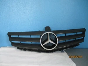 Kühlergrill Mercedes-Benz W169 A169 FRONTGRILL A1698881260 (GR9) - Bild 1 von 6