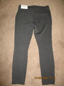 NWT ($49) Liz Claiborne Women's Flex Fit Stretch Classic Skinny Gray 8 - Picture 1 of 8