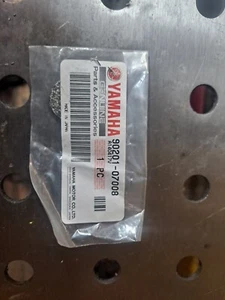 Yamaha WASHER, PLATE90201-07008-00 - Picture 1 of 2