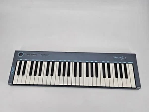 CME M-Key - USB MIDI Keyboard - Picture 1 of 6