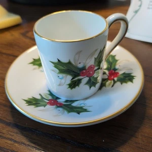 Royal Grafton Demitasse - Teetasse Set Fine Bone China The Danbury Mint England - Bild 1 von 21