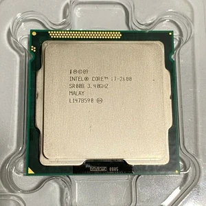 INTEL Core i7-2600 / 4x 3,4 - 3,8 GHz / LGA 1155 / Quad Core CPU SR00B Prozessor - Picture 1 of 2