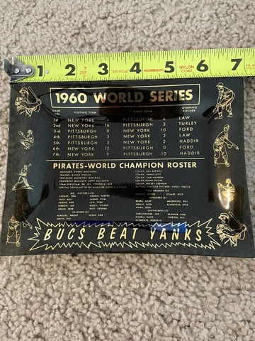 VTG 1960 PITTSBURGH PIRATES WORLD SERIES CHAMPIONS GLASS DISH ASH TRAY AMAZING! Cover