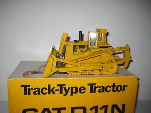 CATERPILLAR D 11 N PLANIERRAUPE PACMAN LOGO #2852.2 CONRAD 1:50 OVP - Picture 1 of 1