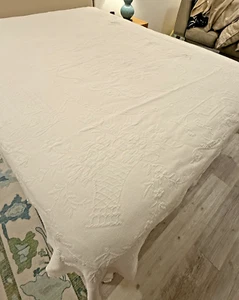 Peacock Alley Matelasse Ivory/ White Coverlet Linen Cotton Queen - Picture 1 of 8