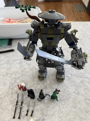 LEGO Ninjago Oni Titan набор 70658 все минифигурки и книга, пожалуйста, прочитайте описание - Изображение 1 из 4