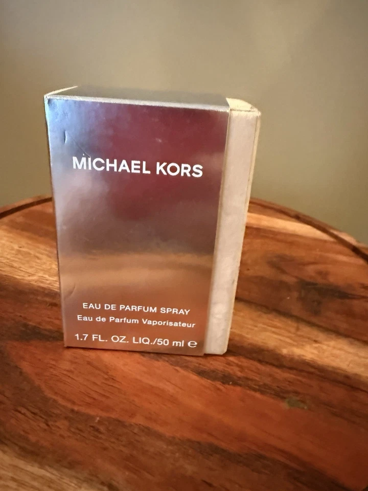 Michael Kors Mujer Eau De Parfum 1.7oz/50ml Nuevo En Caja Raro Difícil de Encontrar Foto 1 de 4