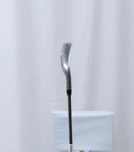 Wilson Fg Tour F5 7 Iron Stiff Flex Graphite 1242762 Good - Picture 1 of 5
