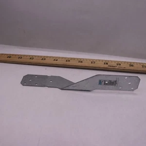 Simpson Strong-Tie H8 18-Gauge ZMAX Galvanized Hurricane Tie - Picture 1 of 4