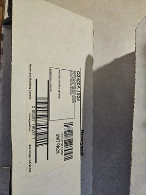 Q3400A Furnace Igniter and Flame Rod - Image 1 of 3