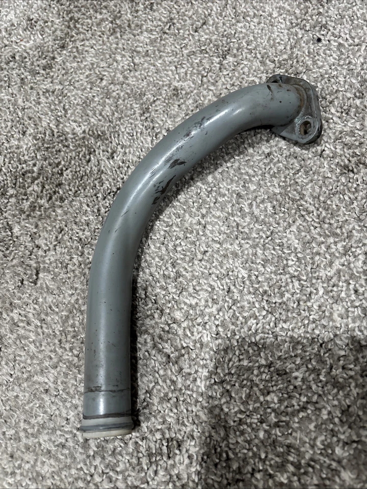 冷却液水管从水泵到右气缸盖大众 Vanagon — 第 1/4 张图片