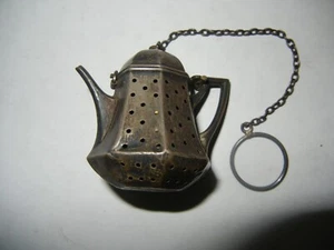 VINTAGE STERLING SILVER TEA KETTLE STRAINER STEEPER BALL - Picture 1 of 8