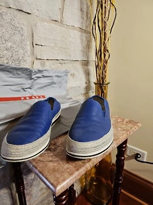 Alpargatas sin cordones de cuero Prada - Talla 9 UK / Hombre 10 EE. UU. / Mujer 12 EE. UU. Foto 1 de 4