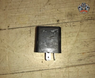 CENTRALE CLIGNOTANTE GUZZI 1100 CALIFORNIA de 1994 à 1997 - réf : 116 - Photo 1/3