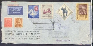 Cubierta de registro de correo aéreo de Nepal a Alemania 1967 varios franqueo 15 estampillas a colores - Imagen 1 de 2