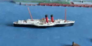 Tri Ang Metal Model 728 - 1:1200 : English Paddle Steamer Britannnia - Picture 1 of 4