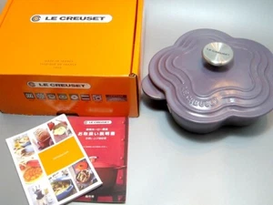 Le Creuset Cocotte flower Plate Fleur Ametist Purple 20cm 1.1L Silver knob NEW - Picture 1 of 5