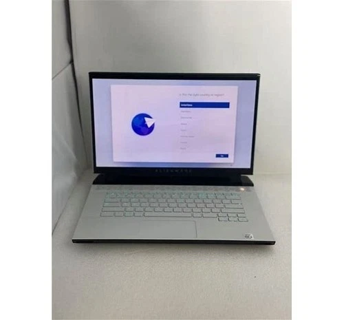 Portátil para juegos Alienware m15 R3, 15,6" (512 GB, 16 GB de RAM) Foto 1 de 1