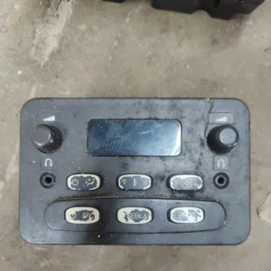 03-06 GMC YUKON XL CHEVY SUBURBAN REAR CONSOLE TEMP Audio Fan CONTROL OEM - Picture 1 of 2
