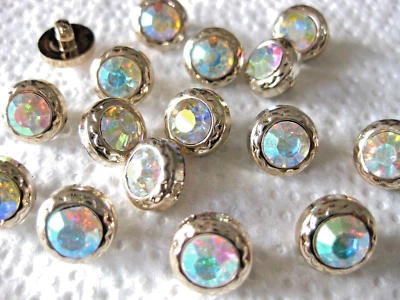 15 Knöpfe, goldfarben,bunt schimmernd  ca.10mm   K118.5 - Bild 1 von 2