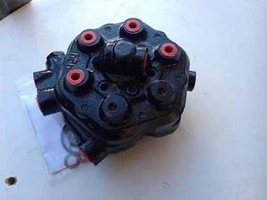 0438100115 Reacondicionamos su distribuidor de combustible K-Jetronic - sin stock de bolsa - Imagen 1 de 2