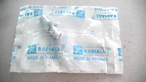 Radiall R 225704 - right adapter BNC female/BNC female - Picture 1 of 2