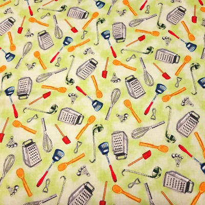 30" Chef's Blend Laura Freeman Quilting Treasures Cooking Utensil Toss Green - Image 1 of 3