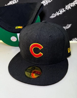 NUEVO CON ETIQUETAS New Era 59Fifty Chicago Cubs Negro Rojo Amarillo Logo Cáñamo Sombrero Ajustado PARA HOMBRES Foto 1 de 3