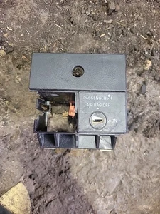 Air B On Off Switch Fits 00-02 SIERRA 1500 PICKUP 1504048 - Bild 1 von 3