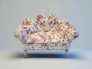 New Pink & White Floral Doll Sofa Jewelry Box Organizer Couch Jewelry Box - Picture 1 of 3